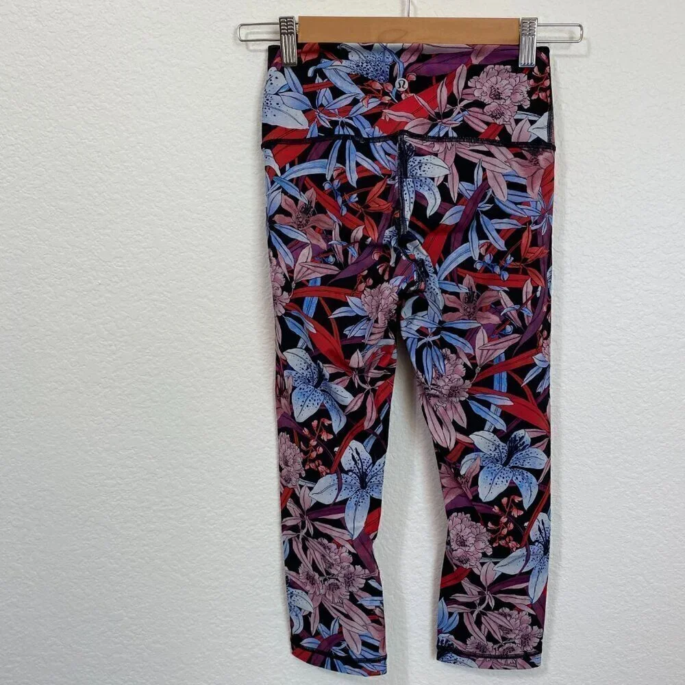 Lululemon Wunder Under Crop (Hi-Rise) *Full-On Luxtreme 21
